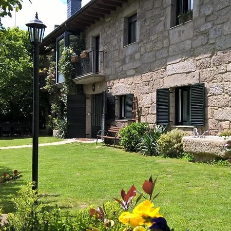 Conjunto Entre Acebos Pensionat Sotillo de Sanabria Exteriör bild