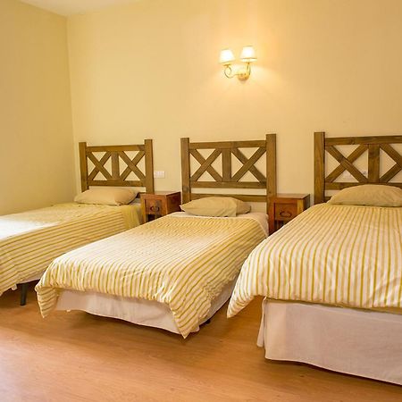 Conjunto Entre Acebos Pensionat Sotillo de Sanabria Exteriör bild