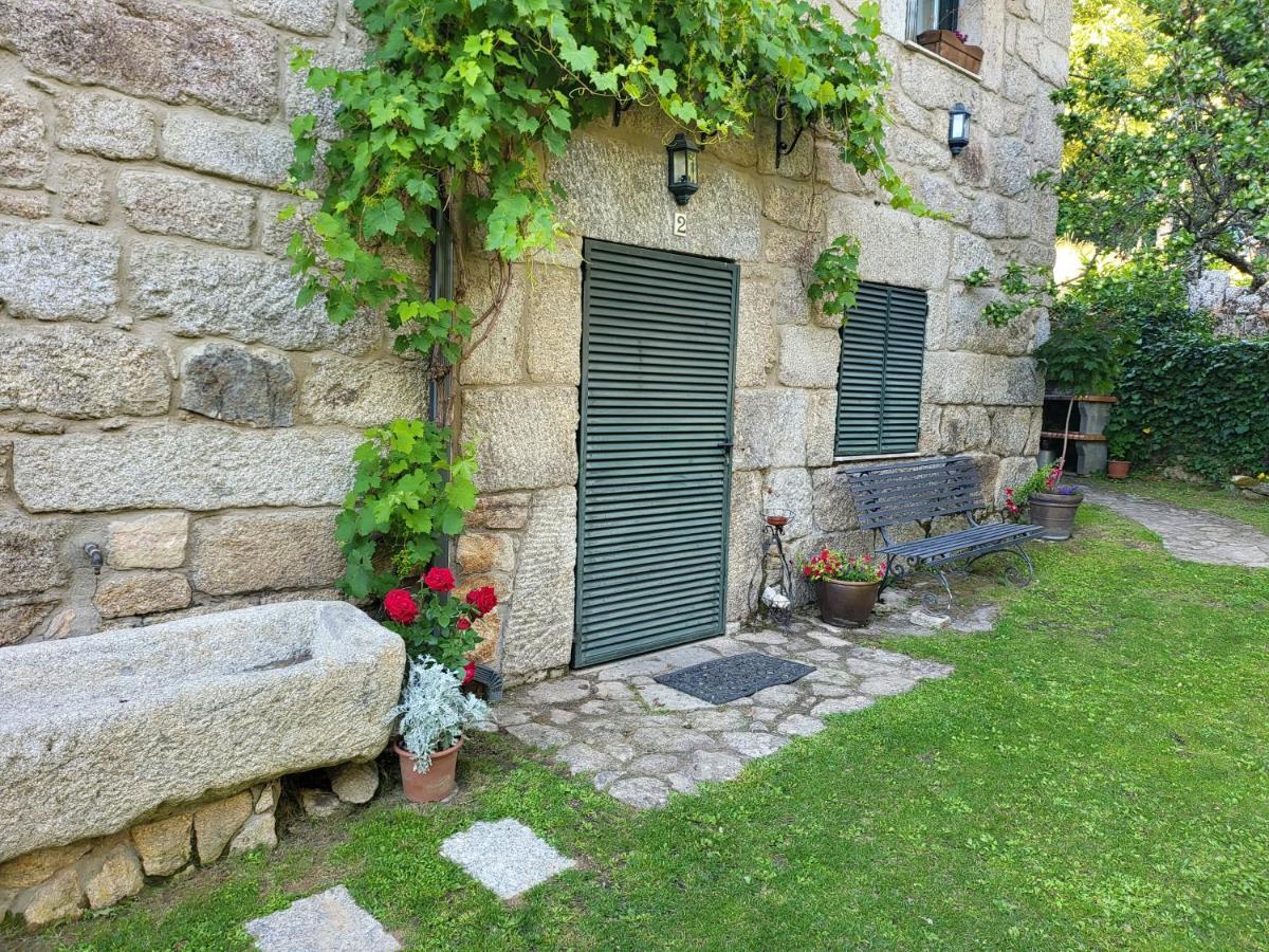 Conjunto Entre Acebos Pensionat Sotillo de Sanabria Exteriör bild